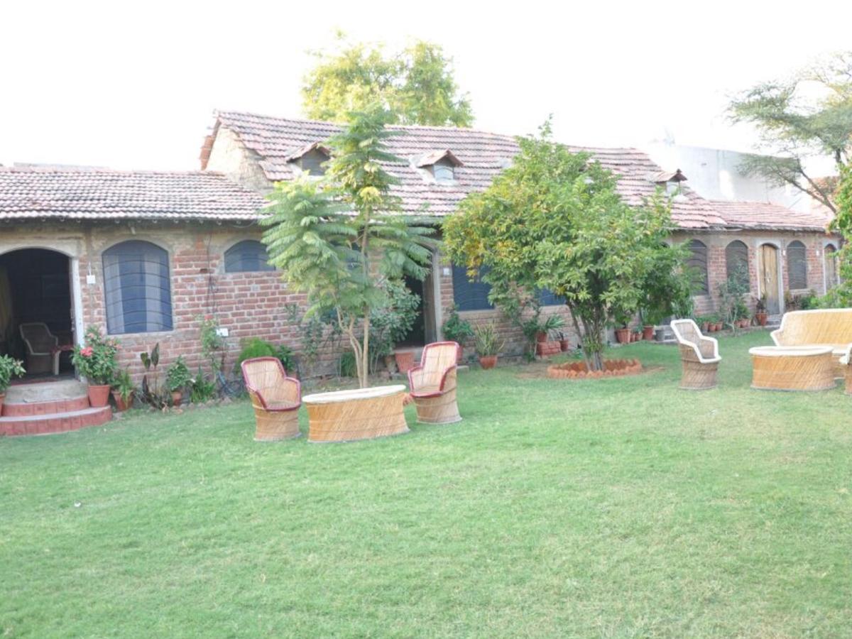 Shannu'S Ranch Inn Πουσκάρ Εξωτερικό φωτογραφία